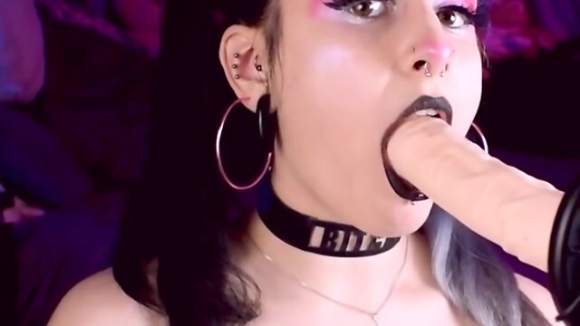 Divinely - E-girl Sloppy Face Fuck Machine