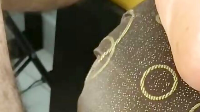 PLAYING WITH MY SEMEN