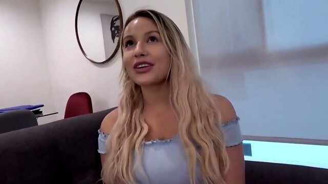 Seins Enormes Asiatique