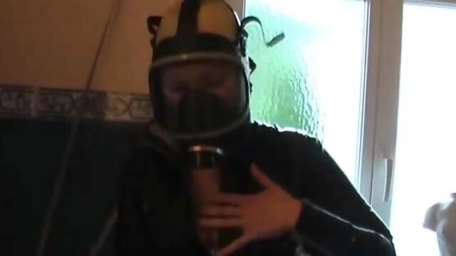 Mistress Danica latex solo masturbation