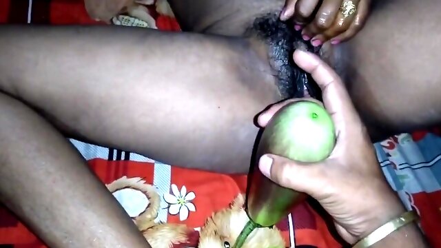 Doigt Dans La Bouche