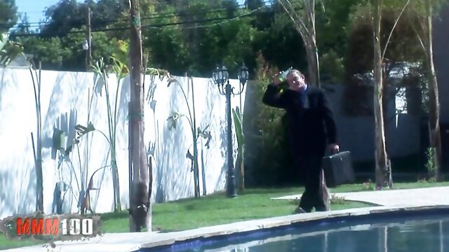 Hotties huge boobs xxx by MMM100