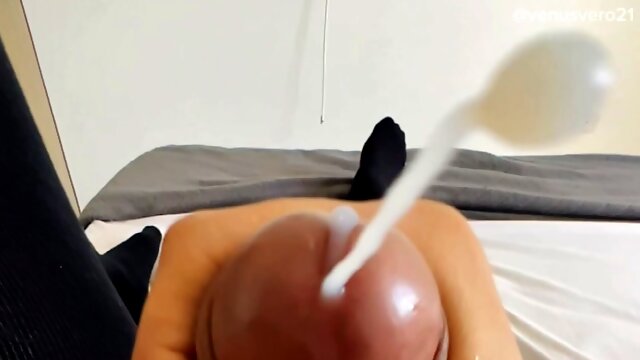 Mos, Huge Cock Shemale Cumshot, Venusvero21