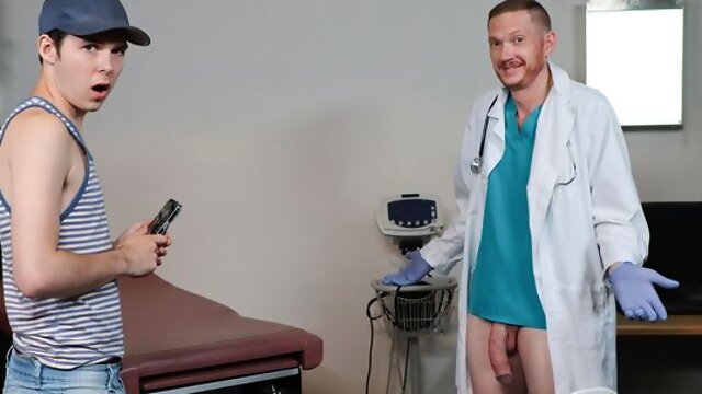Dakota Lovell bottoms for his new fave doctor, Brody Kayman