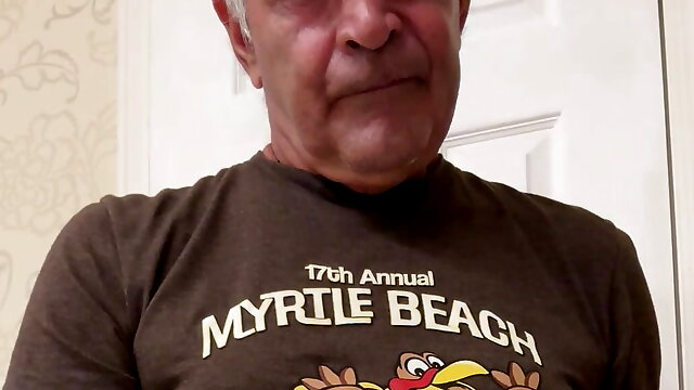 I like playing with my cock