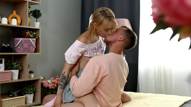 Cum in mouth for beautiful Karolina Geiman after riding a dick