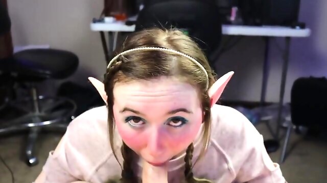 Elf Loves To Make You Feel Good