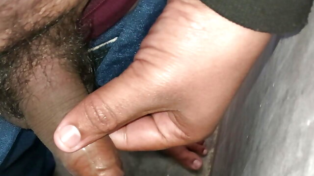 Gay Indian Pissing