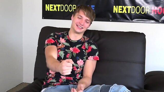 Gay Solo Muscle