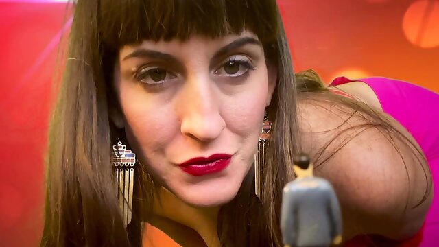 Dommetomorrow Giantess