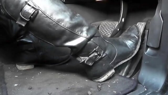 JemStone PornStar - PEDAL PUMING IN MY LEATHER BOOTS