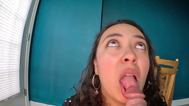 Juicy Ass Latina Raquel Fucks Her Boss For A Raise