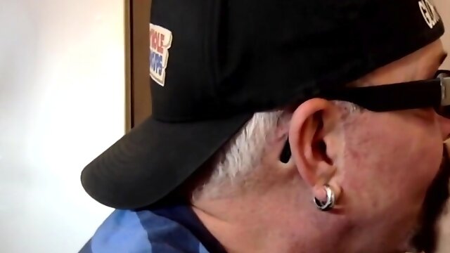 BJ gloryhole DILF fucked in home closeup