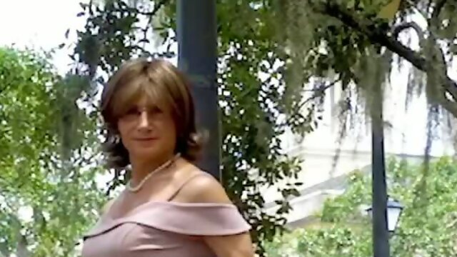 Outdoor Mature, Pantyhose Solo, Julie