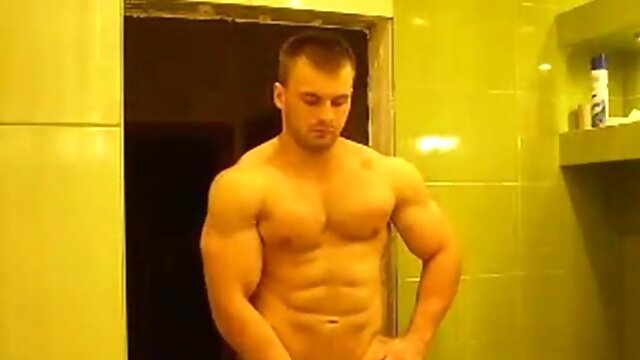 RUSSIAN BODYBUILDER STRIP AND CUM 6