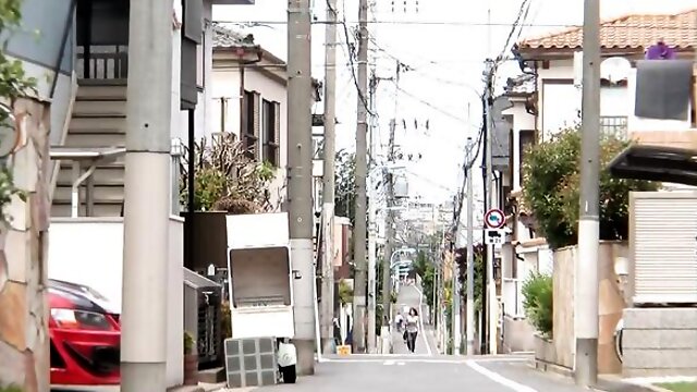 Teen Titten Quetschen