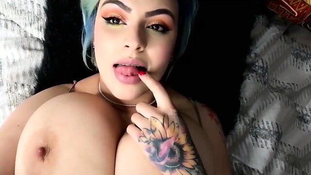 Amarettoh licking & sucking my amazing huge boobies