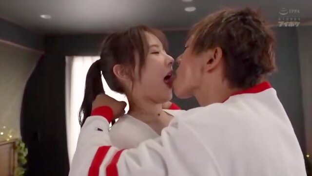 09924,A woman panting in full lewdness