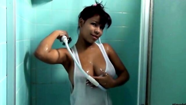 Big Boobs Shower, Lactating