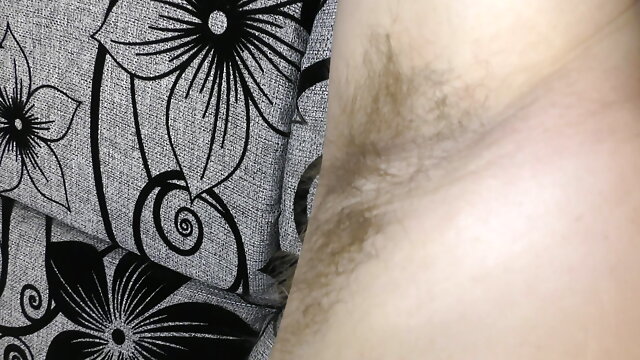 Honey, do you like my hairy pussy and hairy armpits? Want to lick them and give me a creampie in pussy? - Milky Mari
