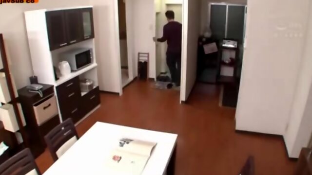 05229,A woman panting in full lewdness