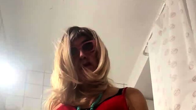 Crossdresser Posing, Mature Femboy, In Spanish