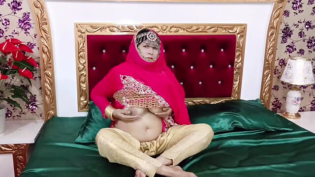 Most Beautiful In Pakistani Mature Bride Sex With Dildo In Wedding Dress
