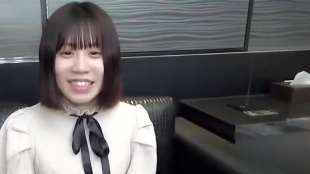 A Video Where I Creampie Yun-chan, Who Is Not Yet 3 Yea