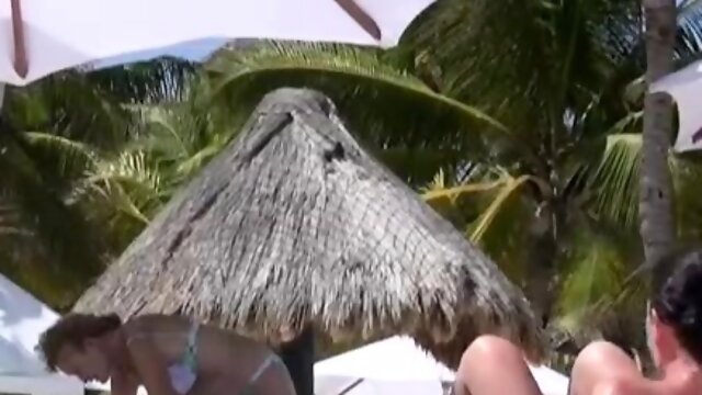 Beach Hidden Cams Matures