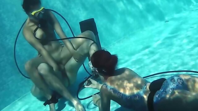 Bonny Love At Mike Porn