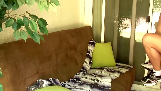 Blonde Wird Jeden Tag So Geil Das Sie Ein Schwanz Will