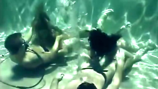 Underwater 4-some