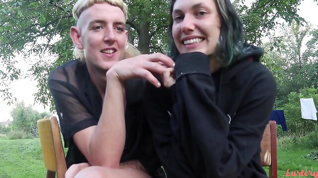 E431 Sara And Stacey Well Played