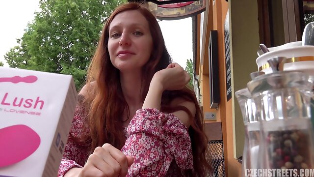 E130 Lina Public Orgasm