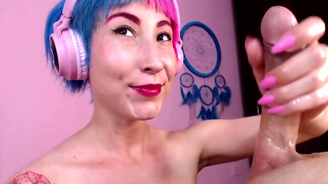 Cute Girl Jerks And Deepthroats Big Oily Cock