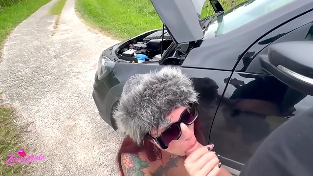 Meu Carro Quebrou E Tive Que Pagar Com A Bucetinha Pra Ele Arrumar