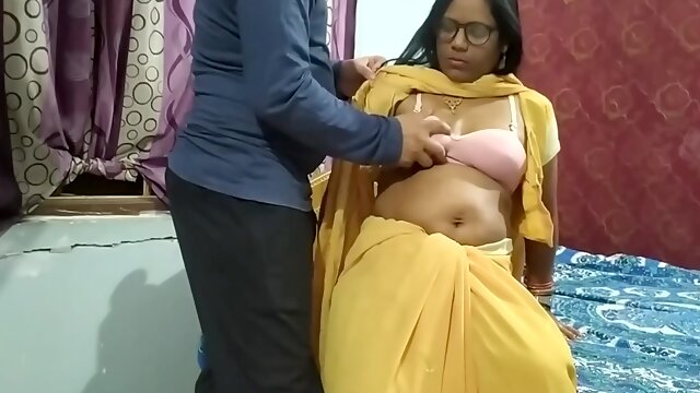 Mnc Engineer Elina Fucking Hard To Penetrate Hot Pussy In Saree With Sourav Mishra At Work From Home On
