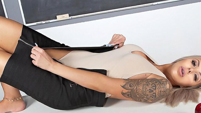 Nina Elle - You Will Be Craving For Me