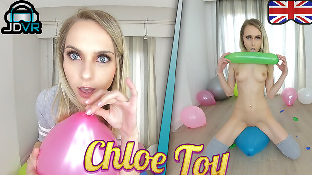 Chloe Toy - Balloon Popping