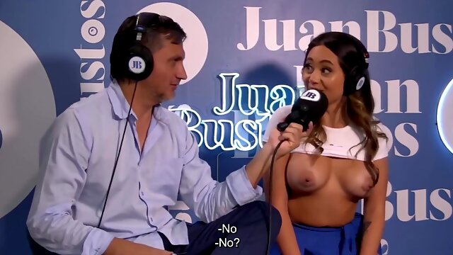 The Sexy Rebecca Has A Delicious Big Tits And Likes To Be Naked In Live Shows Juan Bustos Podcast