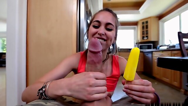 Riley Reid Facial