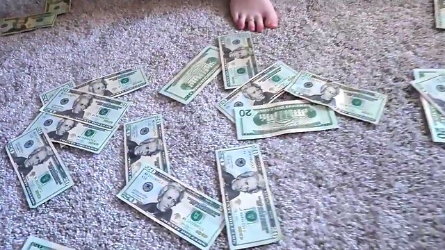 Layla Quinn - Extras