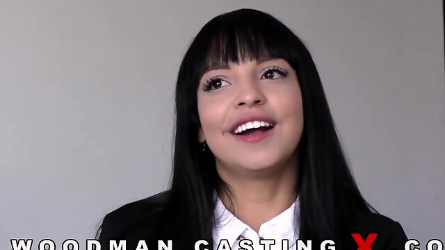 Casting Pissing