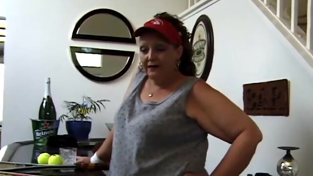 Bbw Cyn Plays With A Big Dildo