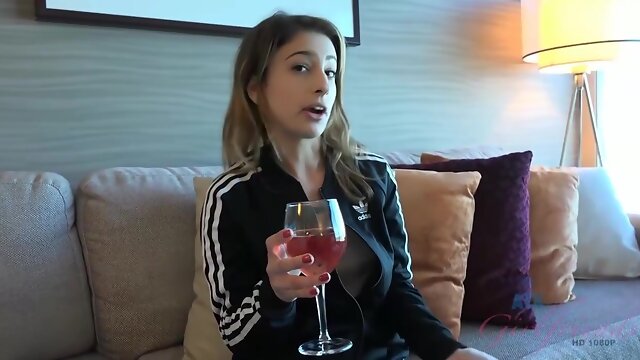 Kristen Scott - Kristen Is So Down To Earth