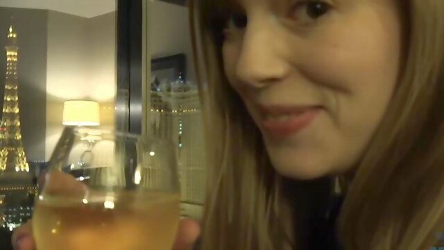 Dolly Leigh - You Got Some Stinky Finger On The First Date!