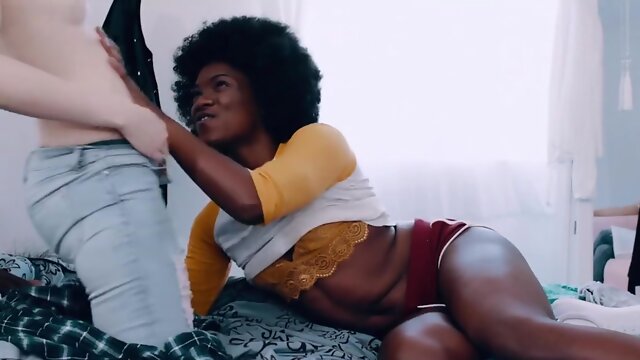 Ado Ebony Lesbian