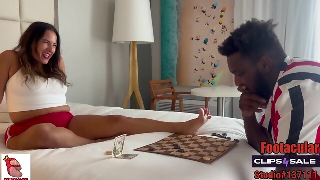 She Uses Her Feet To Beat Me In Checkers + Footjobs