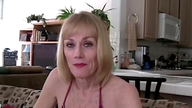 Reife Huge Boobs Pov