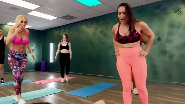 New Brandi Love Lil Aerobics With Young Stud Watch Here